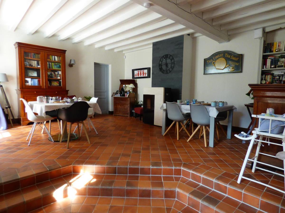 Chambres D'Hotes Les Muscaris Feins-en-Gatinais Exterior foto