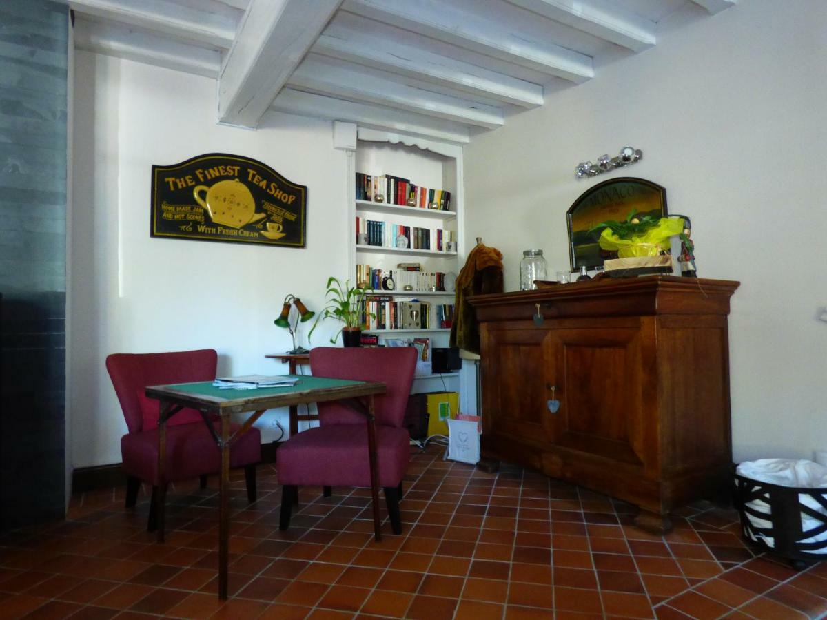 Chambres D'Hotes Les Muscaris Feins-en-Gatinais Exterior foto